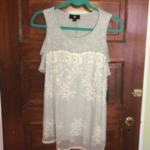 Cut out shoulder shirt